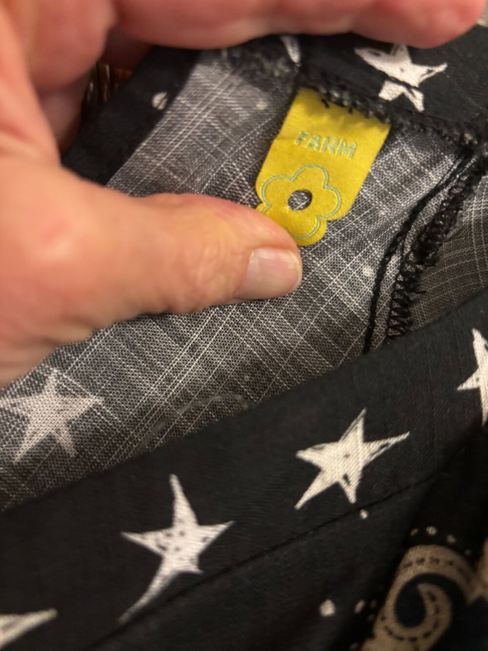 Farm Rio maxi dress L V-neck, keyhold back, stars & multi-color pattern - Picture 6 of 8